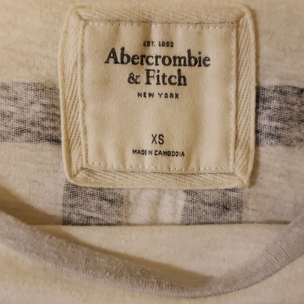 Abercrombie and Fitch Baseball Top - Picture 3 of 3